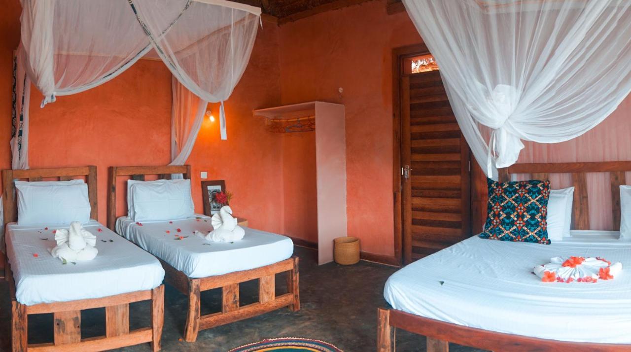 קיזימקזי Zanzibar Kusini Beach Bungalows Hotel מראה חיצוני תמונה